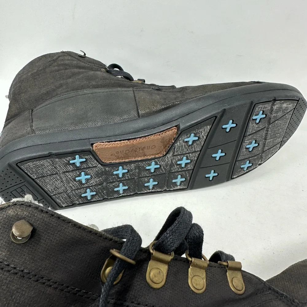 Toms Chukka style Highland Faux Leather Boots Faux Shearing linings NEW Men’s 13
